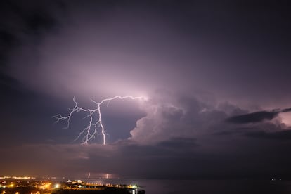 Una tormenta eléctrica cerca de Santa Marta, Colombia.