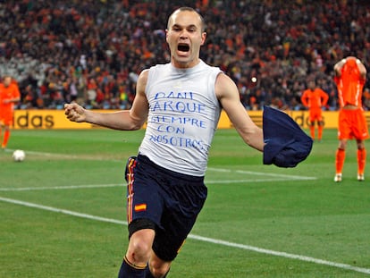 Andrés Iniesta celebra su gol a Holanda en la final del Mundial de Sudáfrica de 2010.