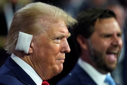 Donald Trump, junto al entonces candidato a vicepresidente, J. D. Vance, durante la convención republicana el 15 de julio de 2024 en Milwaukee.