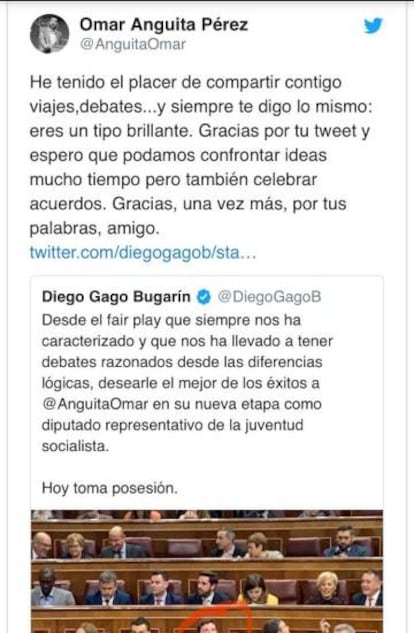 Intercambio de tuits entre Gago y Anguita.