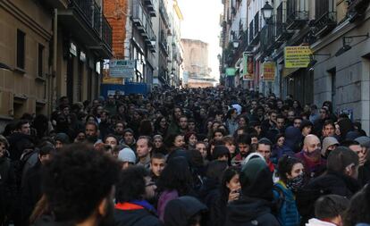 Manifestación en Lavapiés por el fallecimiento de Mame Mbaye.
 