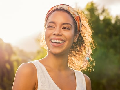 El complemento perfecto para añadir personalidad a un look de día o incluso de fiesta. GETTY IMAGES.