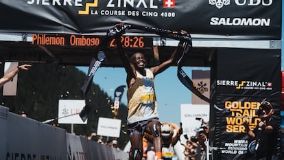 Philemon Kiriago celebra su victoria en la meta de la Sierre-Zinal este sábado. Foto cedida por Golden Trail World Series.