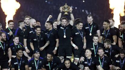 Nova Zelândia celebra o título, em Londres.