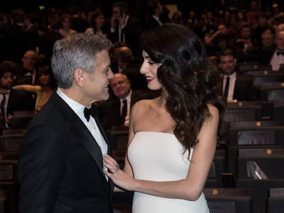 George Clooney y Amal Alamuddin en los premios Cesar, en Par&iacute;s, el 24 de febrero.
