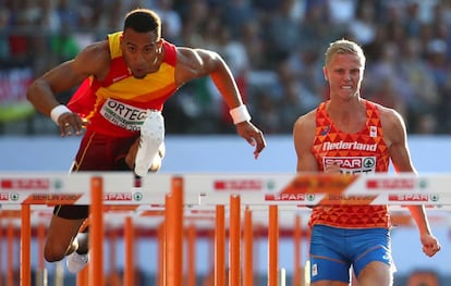 Orlando Ortega en las semifinales de los 110 metros vallas. 