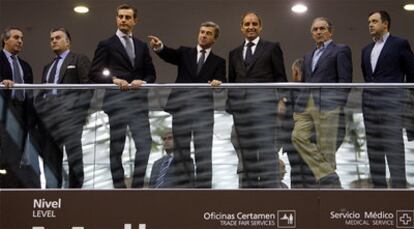 Juan Carlos Vera, Luis Bárcenas, Ricardo Costa, Ángel Acebes, Francisco Camps, Sebastián González y David Serra en una visita a Feria Valencia en 2008.