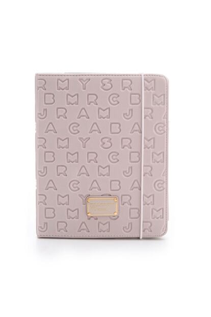 Funda para Ipad o tablet de Marc by Marc Jacobs (74,77 euros).