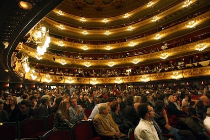 Platea del teatro del Liceo en una representaci&oacute;n 