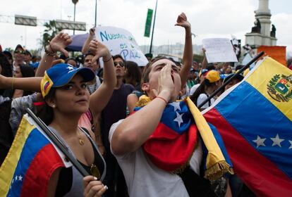 Líderes y voceros del chavismo y de la oposición instaron a los venezolanos a participar en las marchas a favor y en contra del Gobierno