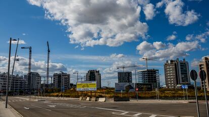 Construcción de viviendas en el Cañaveral.