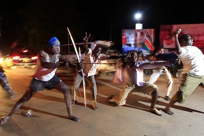 Cánticos y danzas tradicionales han protagonizado las celebraciones de los sudaneses, que llebaban demasiado tiempo esperando para que Sudán del Sur se convirtiera en un país independiente.