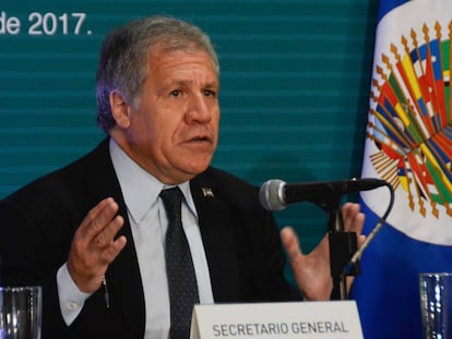 Luis Almagro durante la XLVII Asamblea General de la OEA.