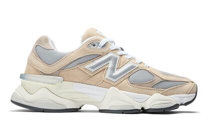 Las tonalidades neutras de las existosas New Balance 9060 elevan su carácter atemporal y versátil