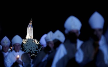 Vigilia por la virgen de Fátima en la localidad del mismo nombre en Portugal.