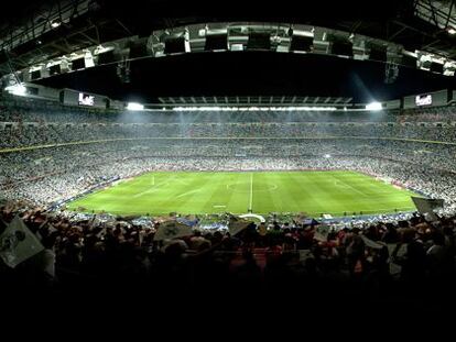El estadio Santiago Bernab&eacute;u, antes del comienzo de un partido del Real Madrid.