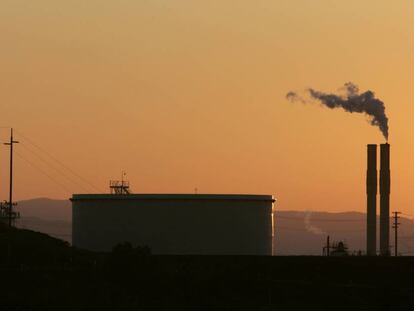 Una refinería de crudo californiana.