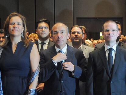 Los panistas Margarita Zavala, Felipe Calderón y Ricardo Anaya, en el comité ejecutivo nacional del PAN en mayo de 2016.