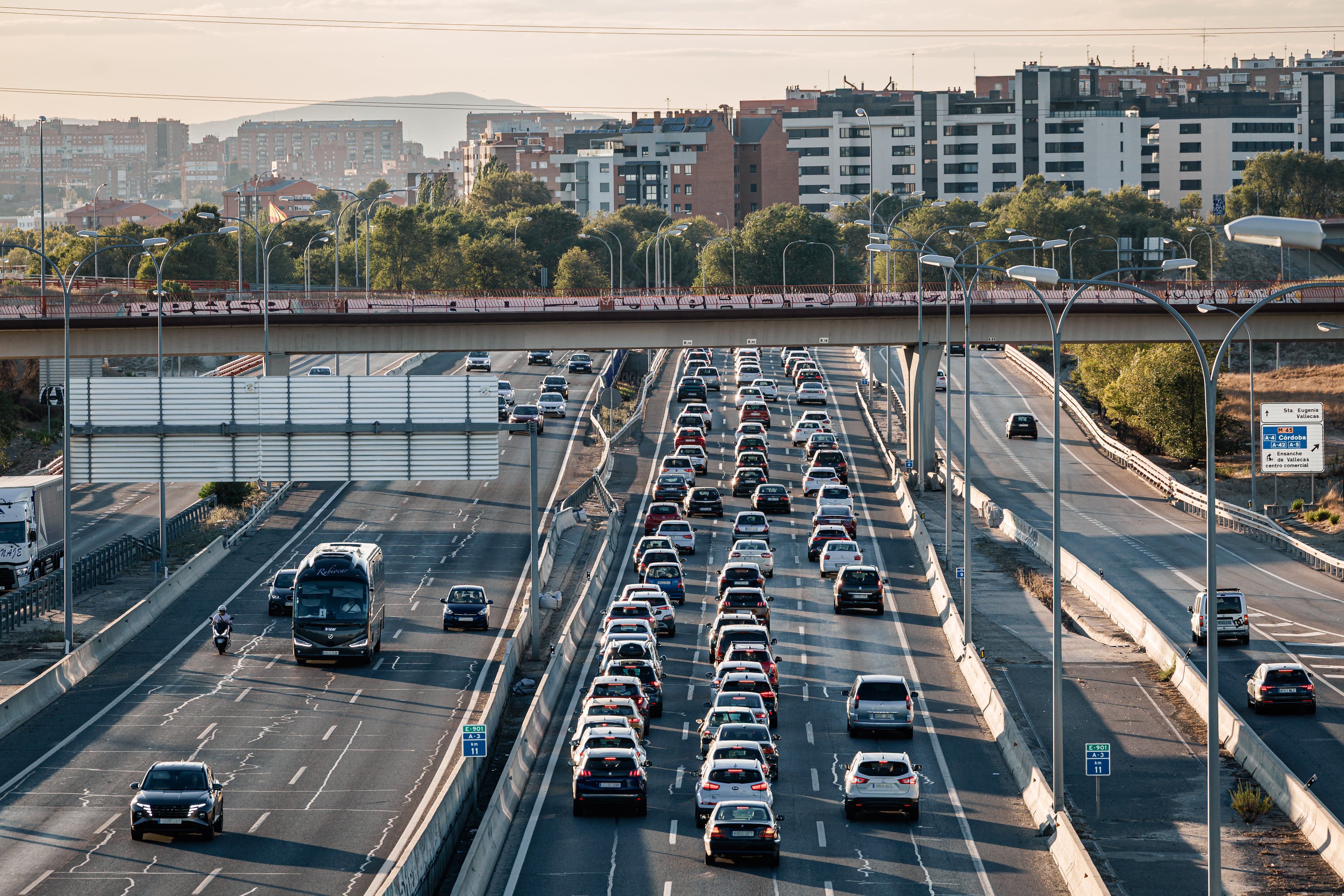 Los carburantes disparan la inflación de agosto hasta el 4,3%, su nivel más alto desde 2023