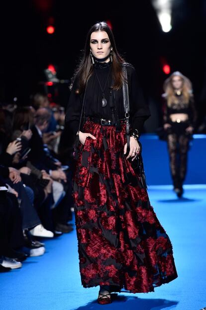 Elie Saab : Runway &#8211; Paris Fashion Week Womenswear Fall/Winter 2016/2017