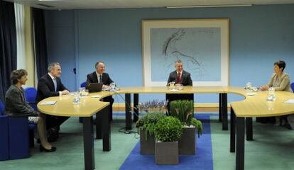 Urkullu durante la reunión con el director general de Thyssenkrupp, Jorge Estévez