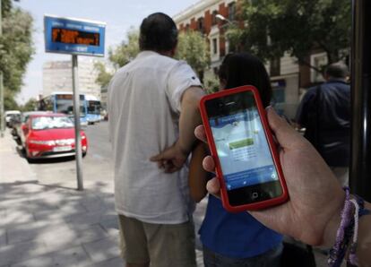 La aplicaci&oacute;n Rapib&uacute;s informa de los tiempos de llegada de los autbuses de la EMT.