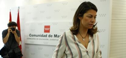 Lucía Figar, tras anunciar su dimisión como consejera de Educación de Madrid.