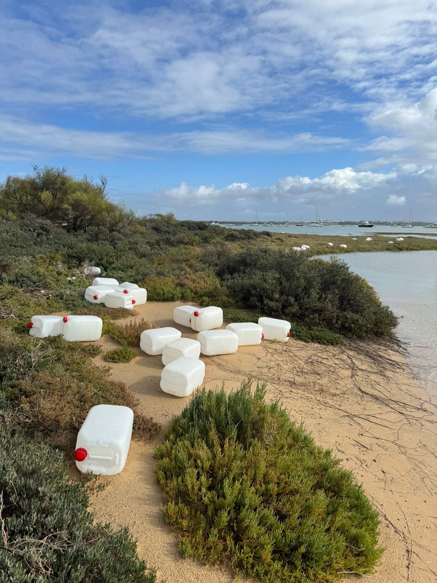 El narco también contamina la costa salvaje andaluza