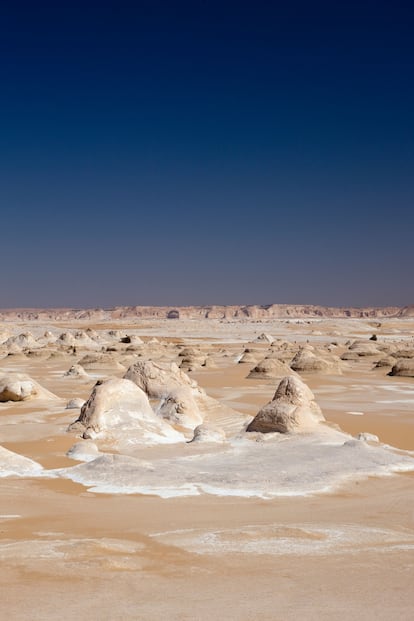 Espectacular imagen del Desierto Blanco de Egipto.