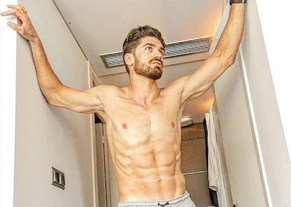 Javier Hernanz, novio de Mireia Belmonte, acostumbra a lucir su esculpida anatomía en las fotos que publica en Instagram.