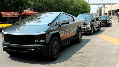 Una de las tres Cybertrucks de Tesla adquiridas por el Gobierno del Estado de Jalico.