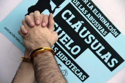 Imagen de archivo de una protesta contra las cláusulas suelo.