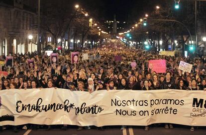 Ambiente de la marcha por las calles de Bilbao.