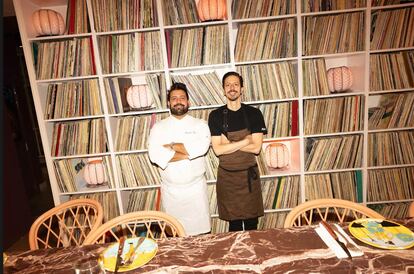 Los cocineros Daniele Tasso, a la izquierda, y Roberto Martínez, a la derecha, en una foto cedida por ambos.