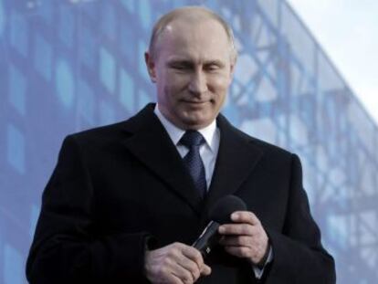 El presidente ruso, Vladímir Putin, en un concierto por el primer aniversario de la anexión rusa de Crimea, en Moscú.
