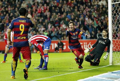 Messi celebra el seu segon gol a l'Sporting.