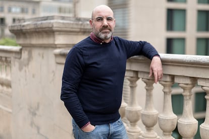 Magí Garcia (Modgi), humorista, fotografiat a la terrassa de la redacció d'El País a Barcelona.