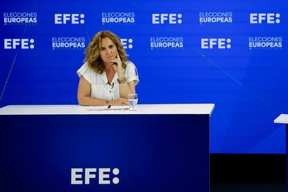 MADRID, 05/06/2024.- La número uno de la candidatura de Sumar a las elecciones europeas, Estrella Galán, ofrece una rueda de prensa dentro del ciclo de comparecencias organizado por la Agencia EFE con los candidatos de los partidos a los comicios del próximo 9 de junio, este miércoles. EFE/ Ballesteros