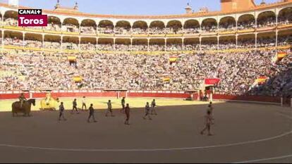 Tarde gris de toros mansos y toreros pesados