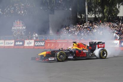 Checo Pérez es el único piloto latinoamericano en la actual temporada de la Fórmula 1 y compite con una de las escuderías favoritas de ganar el Mundial.