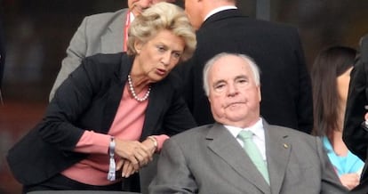 Helmunt Kohl, durante un partido de fútbol.