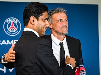 Nasser AL-KHELAIFI of PSG and Luis ENRIQUE during his presentation as new coach of Paris Saint-Germain on July 5, 2023 at Campus PSG in Poissy, France - Photo Matthieu Mirville / DPPI
Matthieu Mirville / Dppi / Afp7 
05/07/2023 ONLY FOR USE IN SPAIN