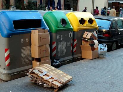 Contenidors al Raval. 