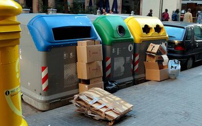 Contenidors al Raval.