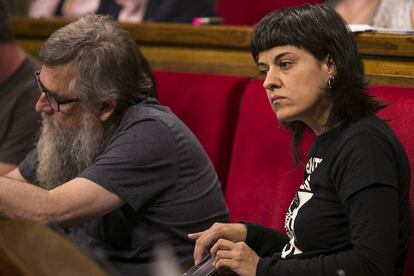 La diputada de la CUP, Anna Gabriel, en el Parlament.