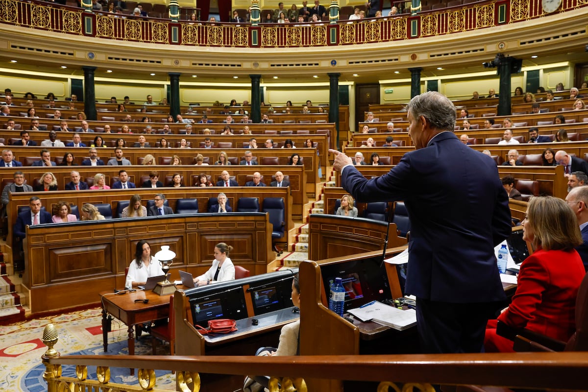El PP crece en intención de voto y se coloca a 2,7 puntos del PSOE, que ...