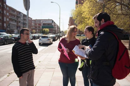 Un grupo de evaluadores en plena tarea.