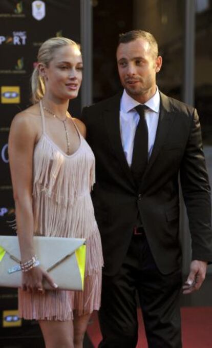 Pistorius con su novia, Reeva Steenkamp, en una foto de 2013.