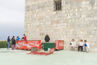 Una barra junto a la ermita de Presencio.  
