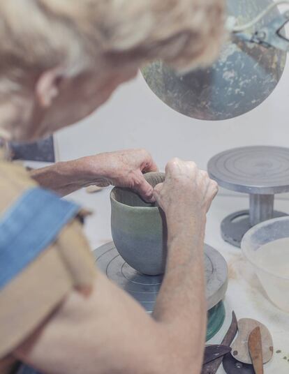 Para la ceramista, hacer cosas con las manos es “una necesidad”.
